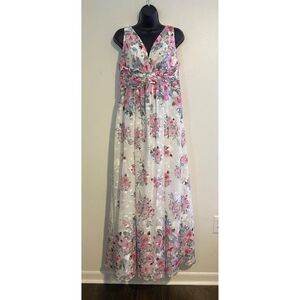 Ignite Evenings Floral Sleeveless V-Neck Maxi Dress Pleated Waist Empire Style